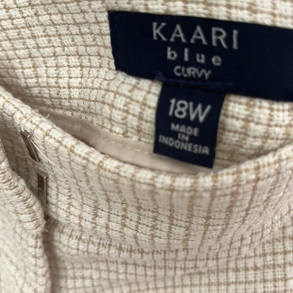 Sassy Cute Summer Short & Jacket Set! Necklace not included. - Picture 10 of 10